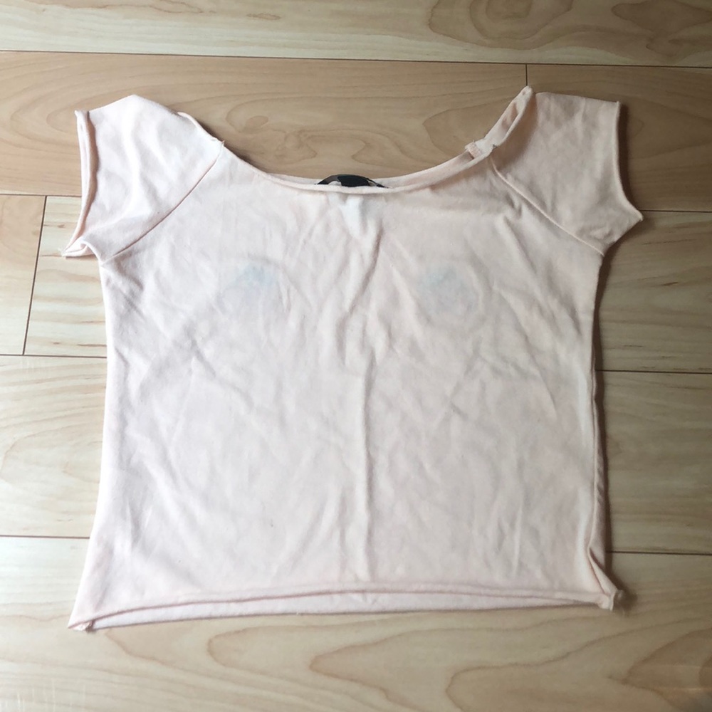 pink T-shirt - Picture 2 of 2